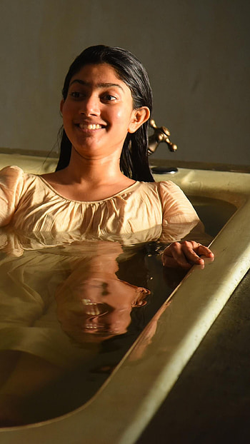 Sai Pallavi, multilingual actress, talented HD phone wallpaper