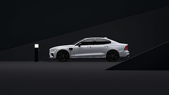 2022 Volvo S60 T8 AWD Recharge Black Edition 2 Cars HD wallpaper