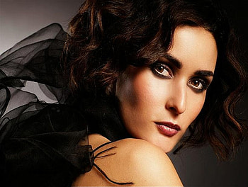PERFECT BRUNETTE.., brunette, face, decor, beautiful, hair, woman HD wallpaper