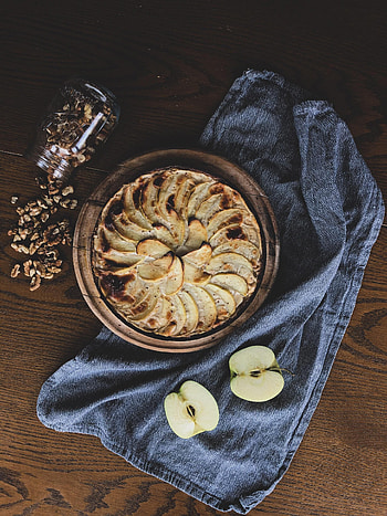 Food, Apples, Nuts, Bakery Products, Baking, Pie, Charlotte HD phone wallpaper