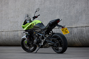 Triumph Tiger Sport 660: Stunning Ultra, vehicle, motorcycle, Triumph, Triumph Tiger Sport 660 HD wallpaper