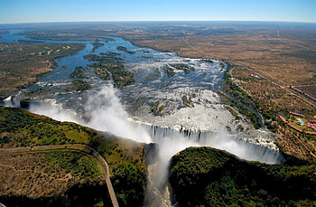 Zimbabwe travels, Awe-inspiring beauty, Timeless Africa, Safari experiences HD wallpaper