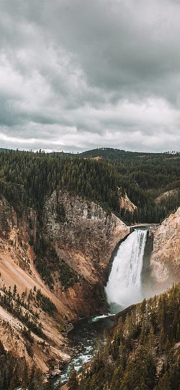 Yellowstone National Park, Best , Nature's masterpiece, Immersive visuals HD phone wallpaper