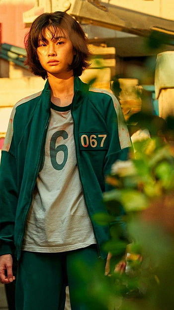 Squid Game Kang Sae, korean model, facial expression, squid game, Hoyeon, tv show, kang sae-byeok HD phone wallpaper