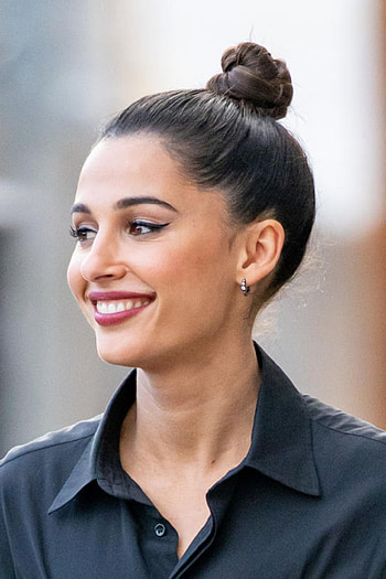 Naomi Scott, Starportrt news bilder HD phone wallpaper