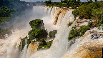 Island in the Iguazu Falls, , resolution, Mac HD wallpaper