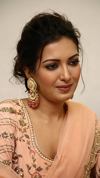 Caterina tresa, telugu actress HD phone wallpaper