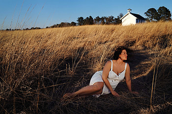 Harper’s Bazaar Singapore 2020, Ashley Graham HD wallpaper