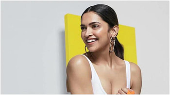Smiling Actress Deepika Padukone Girl Model Is Wearing White Dress Girls HD wallpaper