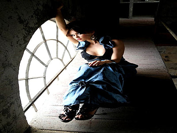 NEXT BY WINDOW, window, waiting, out, watching, woman HD wallpaper