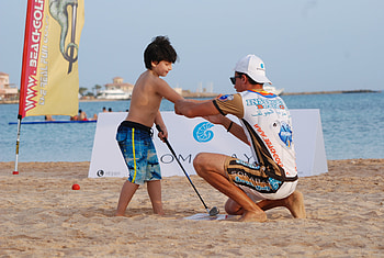 Quando unidea vincente, Va in buca, Beach golf, Sport HD wallpaper