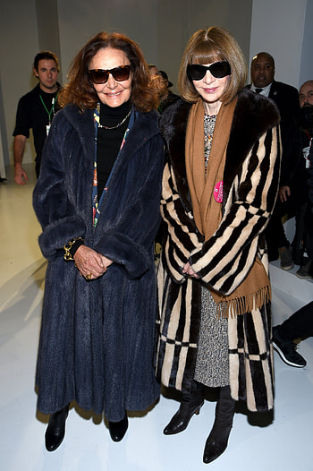 Franca Sozzani, Vogue's talent's corner, Fashion event, Wintour's attendance HD phone wallpaper