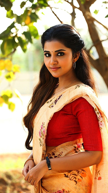 Anupama, Telugu Actress HD phone wallpaper