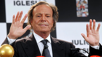 Julio Iglesias, meme collection, hilarious moments, Internet sensation HD wallpaper