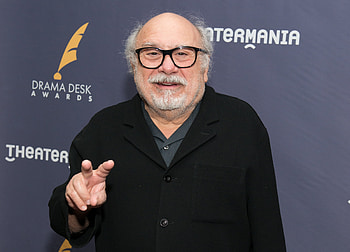 Danny DeVito, Vote for Labour's Jeremy Corbyn HD wallpaper