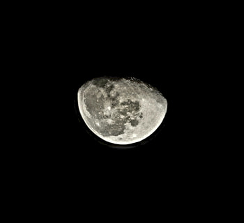 The Earth's Moon, Earth Moon, Moon in The Sky, Sky, Moon HD wallpaper
