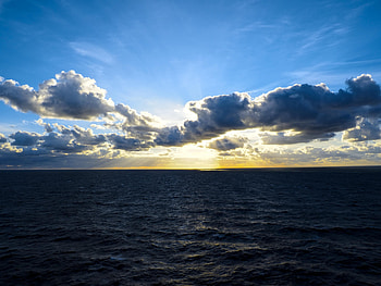 Nature, Water, Clouds, Horizon, Beams, Rays HD wallpaper