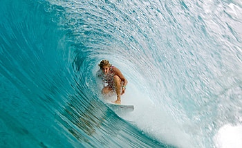 Stephanie Louise Gilmore (Australia) professional surfer and six-time world champion on the Women's ASP World Tour 2007, 2008, 2009, 2010, 2012, 20… HD wallpaper