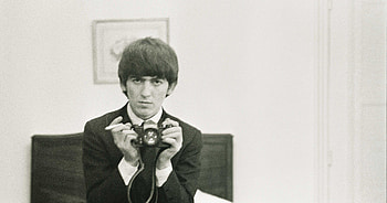 George Harrison , Music icon, Background , Musical legend HD wallpaper