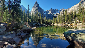 North Arapaho Peak, Colorado, rocks, reflections, river, trees, landscape, usa HD wallpaper