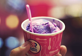 Baskin Robbins on sale, Sale 65% off, Ice cream sale, Discount HD wallpaper