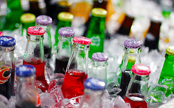 Glass bottles, Soda HD wallpaper