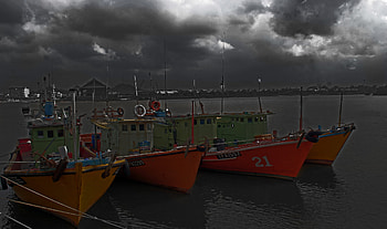 four boats, fisherman, boat, kapal, kuala terengganu HD wallpaper