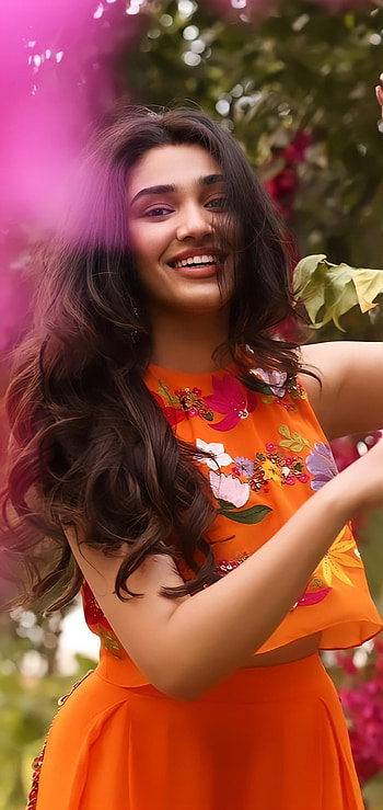 Krithi Shetty, shyamsingaroy, bebamma, lovekrithi, krithishetty, uppena HD phone wallpaper
