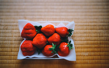 Food, Strawberry, Berries, Table, Plate HD wallpaper