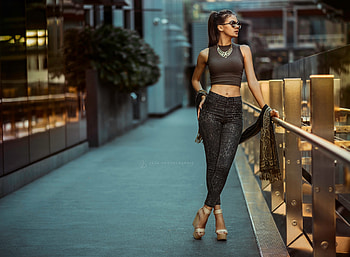 High Heels Urban Women Outdoors, girls, model, graphy, sunglasses HD wallpaper