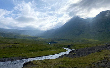 Kirkjufell, Iceland, clouds, trees, landscape, sky, water, mountains HD wallpaper