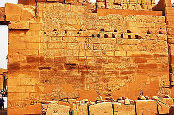 Karnak Temple, Biblical history, Archaeology society, Ancient past HD wallpaper