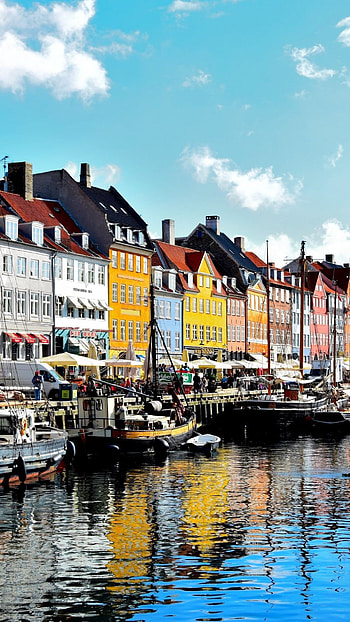 Nyhavn port, High definition , Danish charm HD phone wallpaper