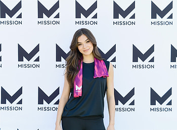 Smile, celebrity, Hailee Steinfeld HD wallpaper