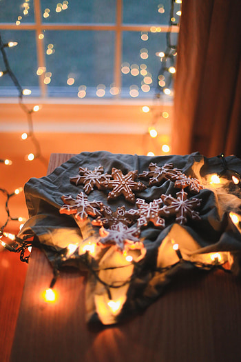 Holidays, New Year, Cookies, Christmas, Holiday, Garland, Garlands HD phone wallpaper
