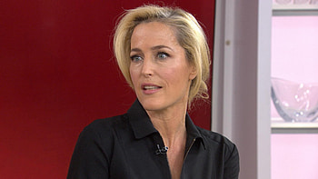 Gillian Anderson, High Definition, Stunning Beauty, Big Screen Performances HD wallpaper