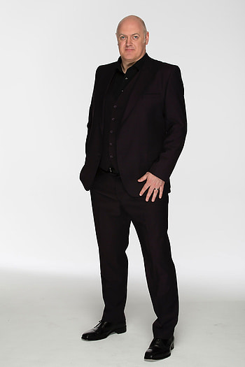 Dara O Briain HD phone wallpaper