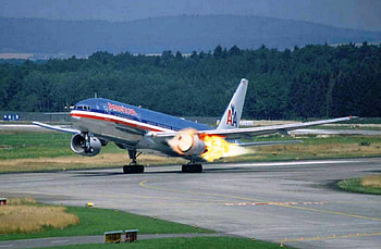 Boeing 777-200ER Engine Fire, Engine Fire, 777, Boeing, Takeoff HD wallpaper