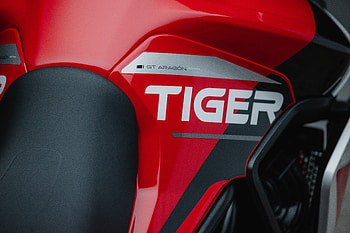 Triumph Tiger 900 GT Aragón, Triumph Tiger 900 GT Aragón, vehicle, Triumph Tiger 900 HD wallpaper