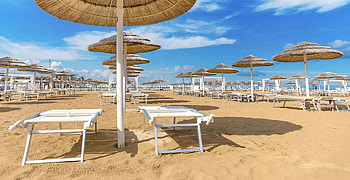 Rimini, Warsaw-Rimini train, Affordable tickets, Trainline timetable HD wallpaper