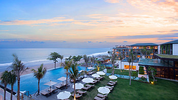 Bali luxury, Beachside retreat, Indulgence personified, Exquisite paradise HD wallpaper