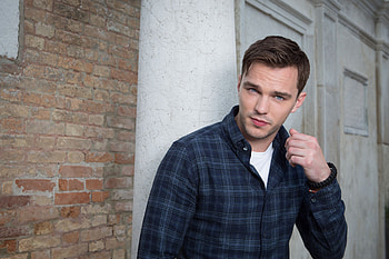 Nicholas Hoult, , Background HD wallpaper