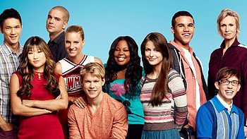 Glee 100th episode, TV show cast, Emotional farewell, Impactful conversations HD wallpaper