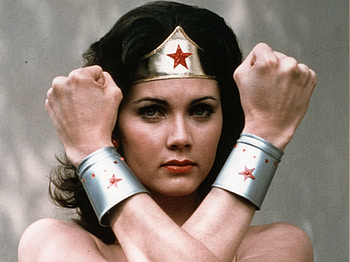Lynda Carter, wonder , Nostalgic background, Heroic inspiration HD wallpaper
