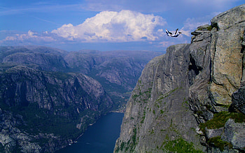 Kjerag Mountain, BASE Jumping HD wallpaper