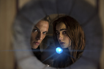 mortal-instruments-city-of-bones-lily-collins HD wallpaper