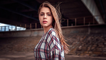 Brunette Girl In Depth Of Field , brunette, girls, model HD wallpaper