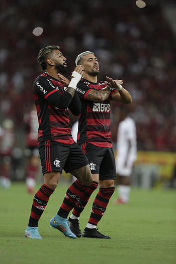 GABIGOL, Flamengo, Arrascaeta HD phone wallpaper