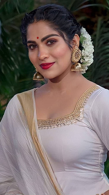 Swasika, mallu actress, cute HD phone wallpaper