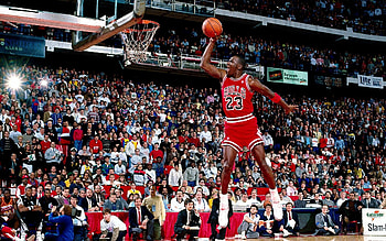 Michael Jordan, Epic dunk moments, High energy sports, Airborne athlete HD wallpaper